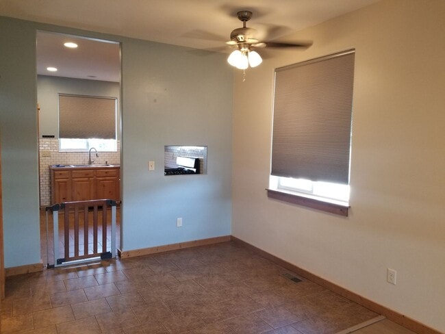 Photo - Adorable 2 Bedroom House- Great Location!