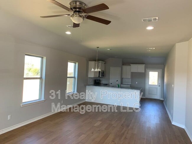 1105 Southridge Ln
