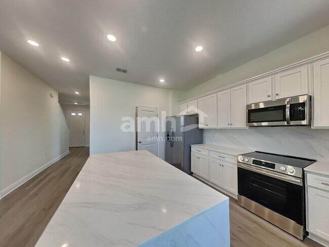 3715 Center Cove Lane