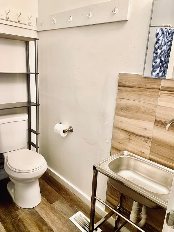 Photo - 527 Tibet Ave