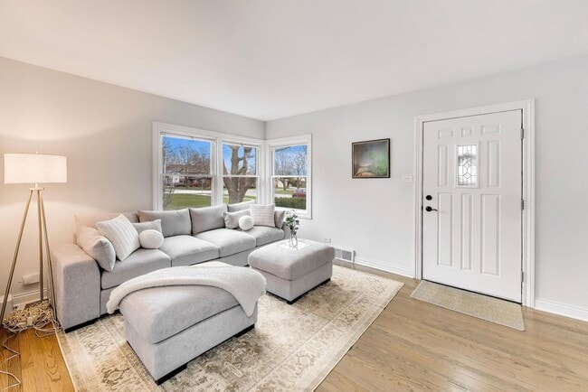 Photo - 408 S Maple St