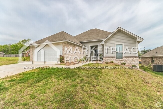 Building Photo - 701 Silver Bnd Rental