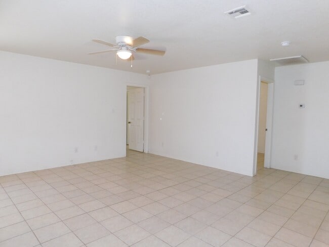 Photo - 3 BEDROOM HOME IN OCOTILLO!