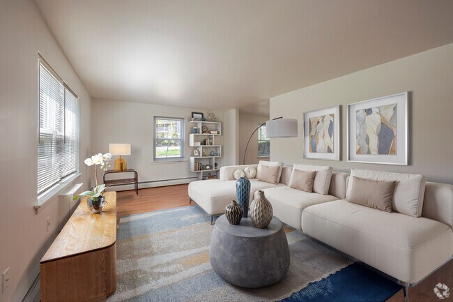 Furnished living room - Kenneth Gardens Rental