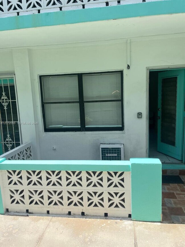 Photo - 6498 Collins Ave Unit 40