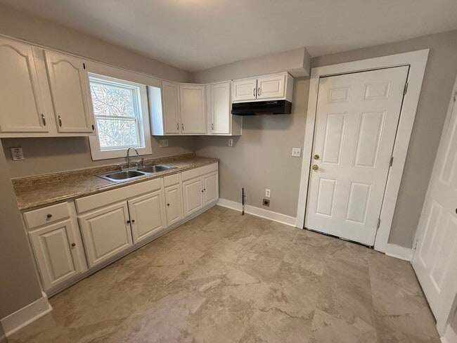 Photo - 4503 E 126th St