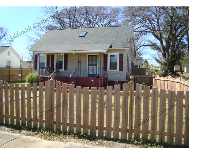 Building Photo - 63 Duke St Rental