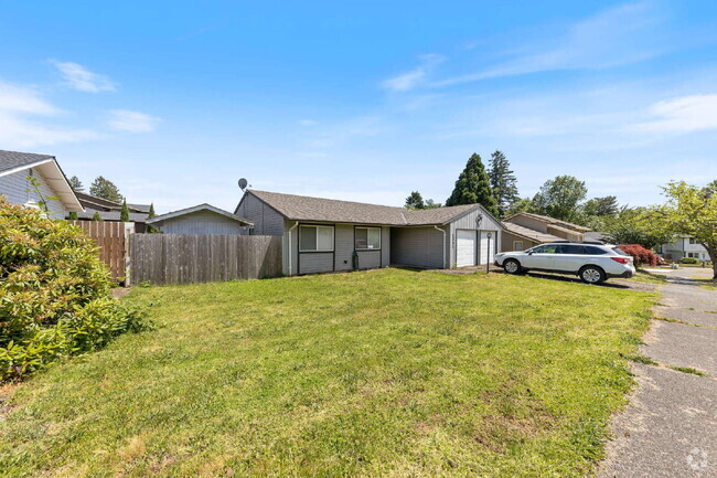 Building Photo - Charming 3-Bedroom Home with 2 Full Baths ...