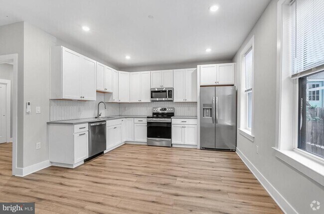 Building Photo - 5007 Pentridge St Unit 1F Rental