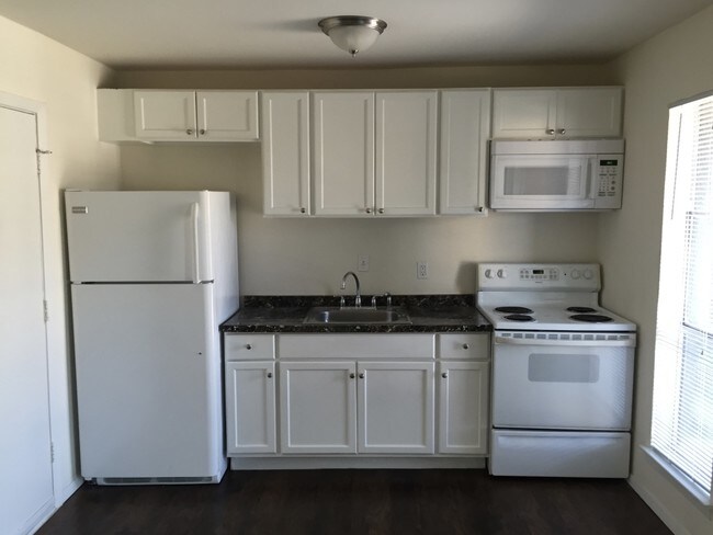 Photo - 2722 Throckmorton