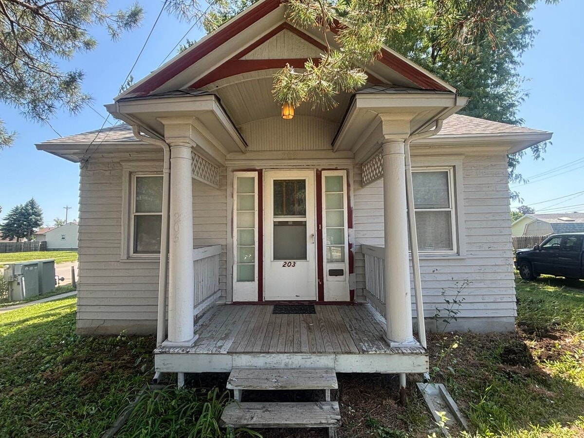 1 bedroom house available soon - 1 bedroom house available soon