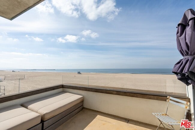 Building Photo - 7 Fleet St Unit 201