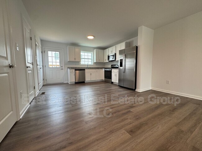 Photo - 52 Snowdrop Ct