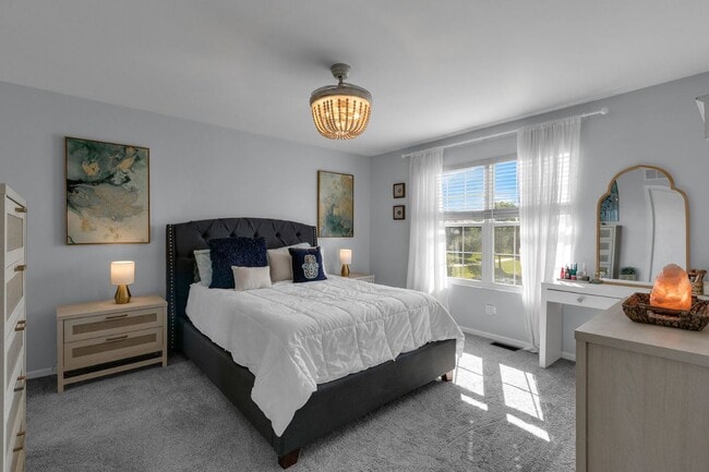 Photo - 1221 Courtland Cir Unit 1221