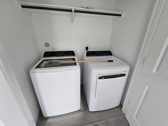 Photo - 26706 Dalmatian Bellflower Dr