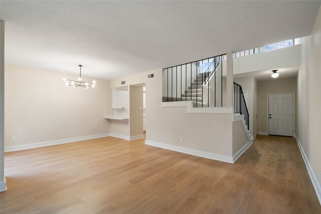 Photo - 1300 Augusta Dr Unit 12