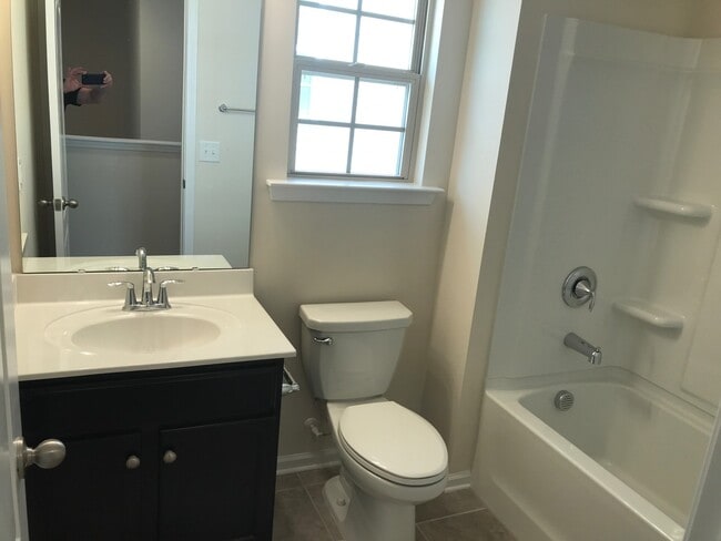 Photo - 1037 Bannister Rd