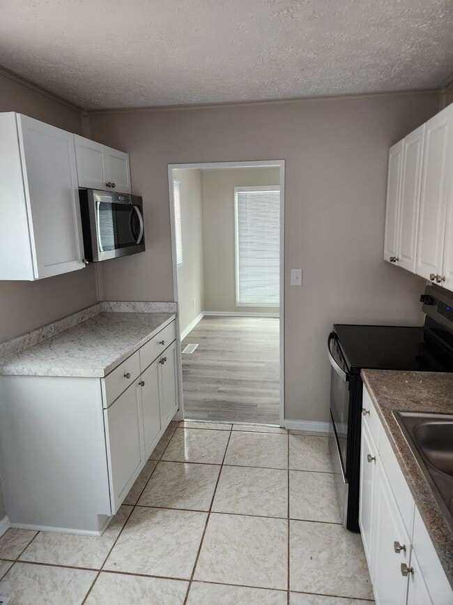 Photo - Newly Remodeled 2/1