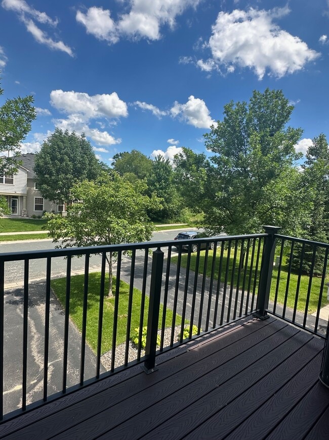 14644 Sumter Ave Townhome Townhome Rental in Savage MN