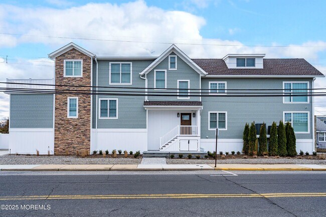 Photo - 543 Brielle Rd