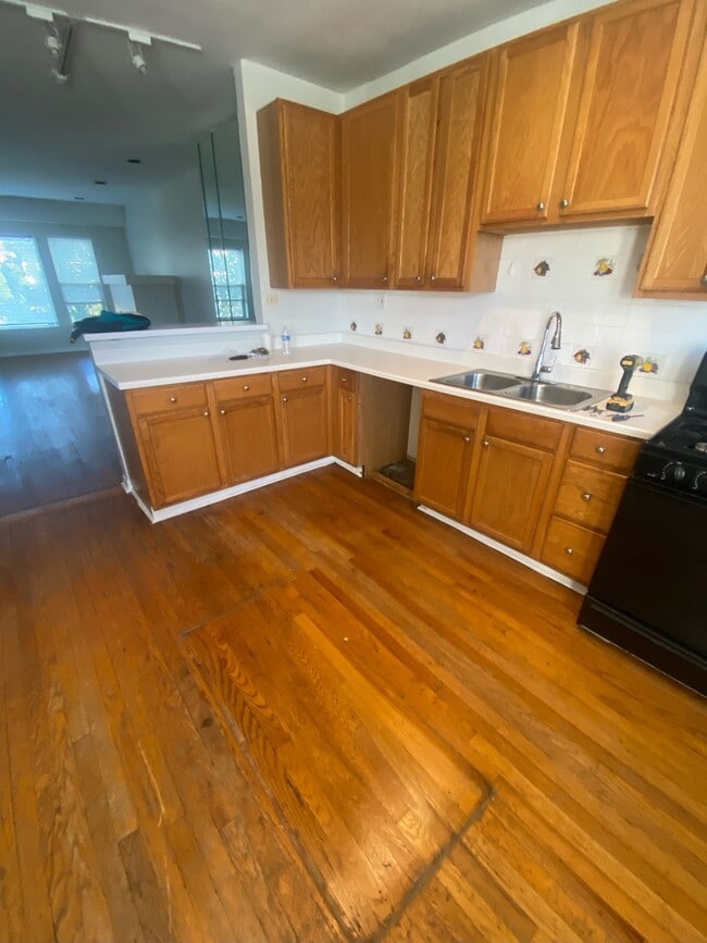 Photo - 6850 S Dante Ave Unit 2N