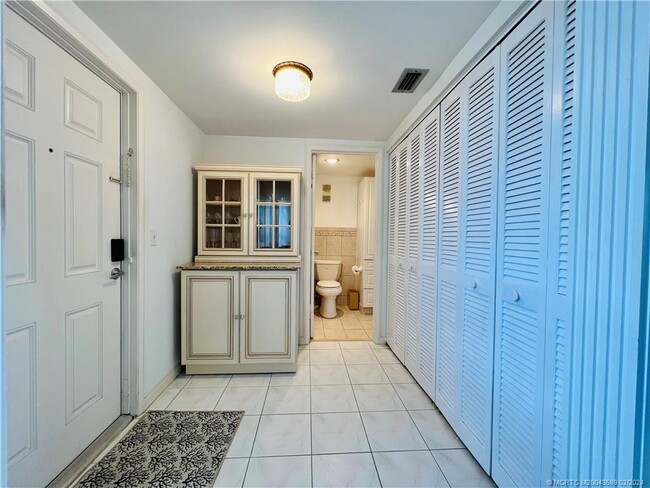 Building Photo - 3442 NE Causeway Blvd Unit 302 Rental