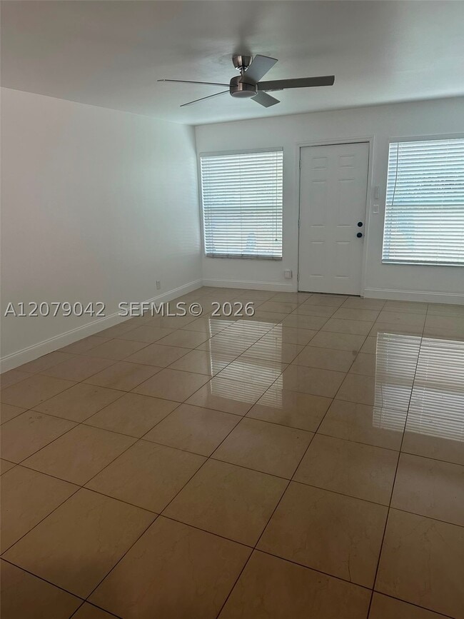 Photo - 2024 NE 26th Dr Unit 1