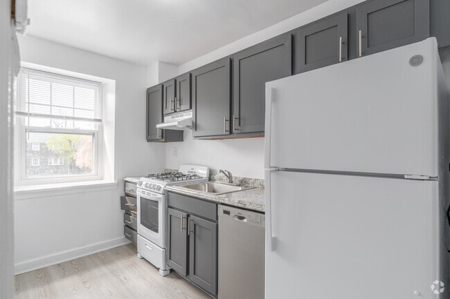 2BR, 1BA - 975SF - Kitchen - Wynnefield Terrace Apartments