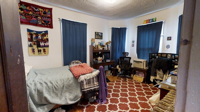 Photo - 223 Holland St Unidad 2