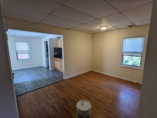 Photo - Bridge St Mixed-Use Unidad Apt 53