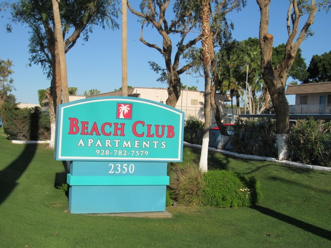 Beach Club Apartments