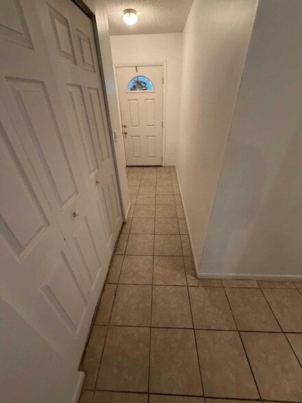 Photo - 1197 SW Heather St