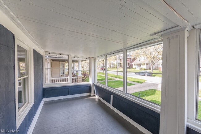 Photo - 1519 Ridgewood Ave Unit Down