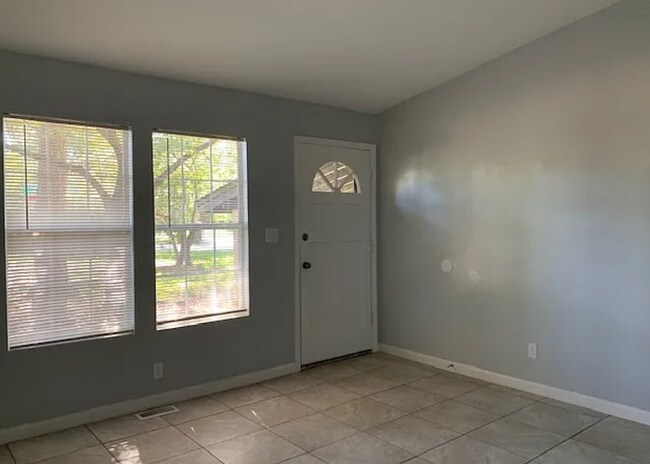 Photo - Coming soon 6/26/26- Well maintained 3 bedroom/1 bathroom in a lovely established neighborhood..