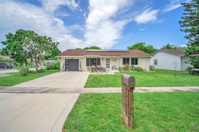Building Photo - 2401 NW 110th Terrace
