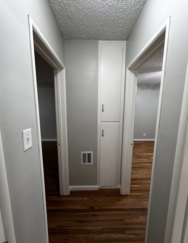 Photo - 4706 Vantage Ave Unidad 3