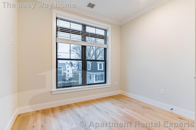 Photo - 157 Everett St Unit #303