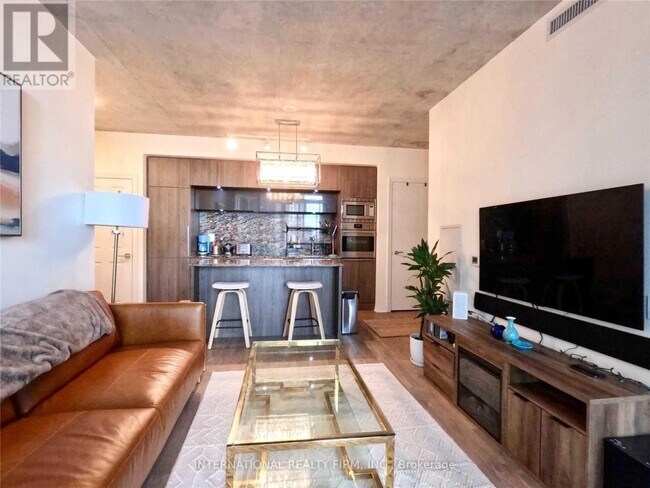 Photo - 88 Blue Jays Way Unité 1801