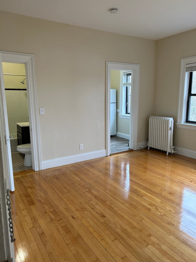 Photo - 1476 Beacon St Unit 3