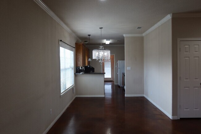 Photo - Charming 3-Bedroom Home with 2 Full Baths in Waco, TX - Perfect for Your Family!