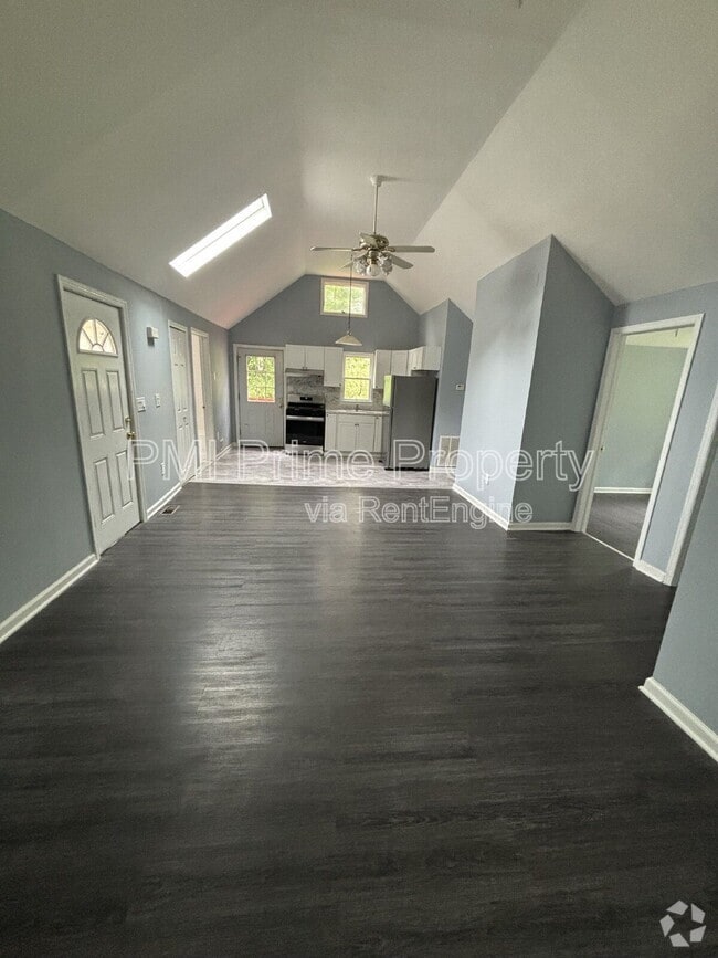 Building Photo - 887 Edwards Rd Rental
