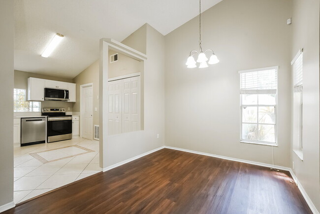 Photo - 837 Shell Ln