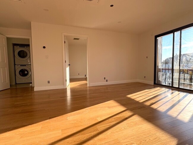 Photo - 24 Corey St Unit 305