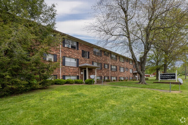 The Ravenwood Apartments