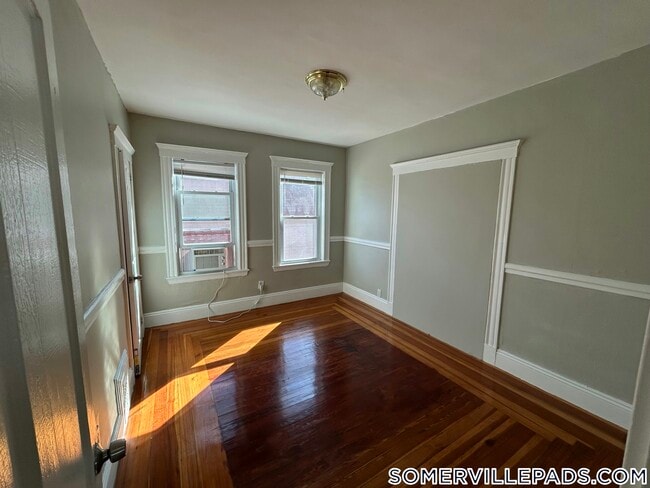 18 Perry St Unit 3
