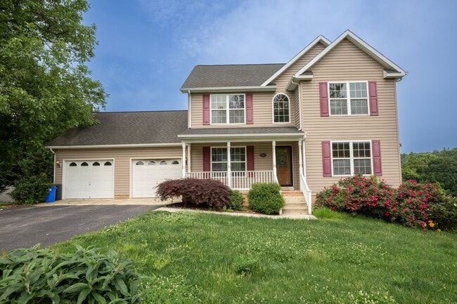 3 Bed, 2.5 Bath Single Family Home in Mart... - 3 Bed, 2.5 Bath Single Family Home in Mart...