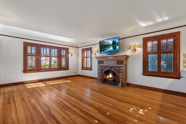 Photo - Old Southwest / Midtown Move in ready