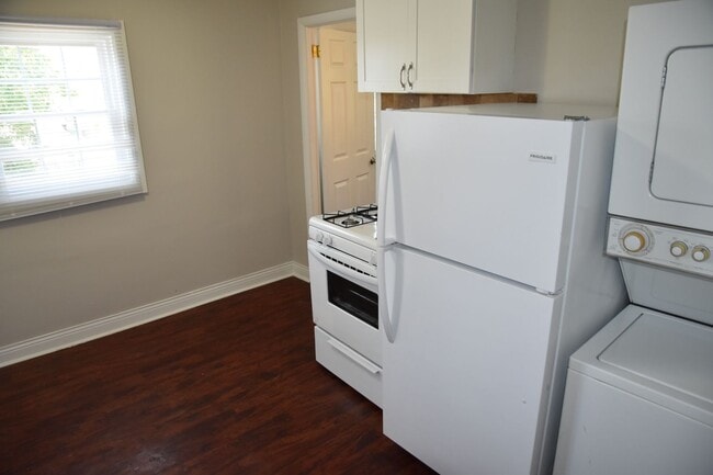 Photo - 1694 S Washington Ave Unidad 1694 S Washington Avenue B