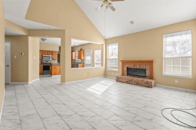 Photo - 2909 Misty Valley Dr