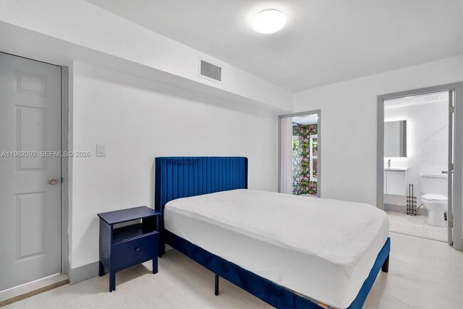 Photo - 775 NW 96th St